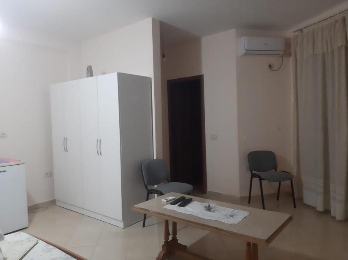 Grazioso Apartamento Arredato A Due Passi Dal Lungomare Vlorë מראה חיצוני תמונה